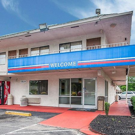 Rodeway Inn Мемфис Екстериор снимка