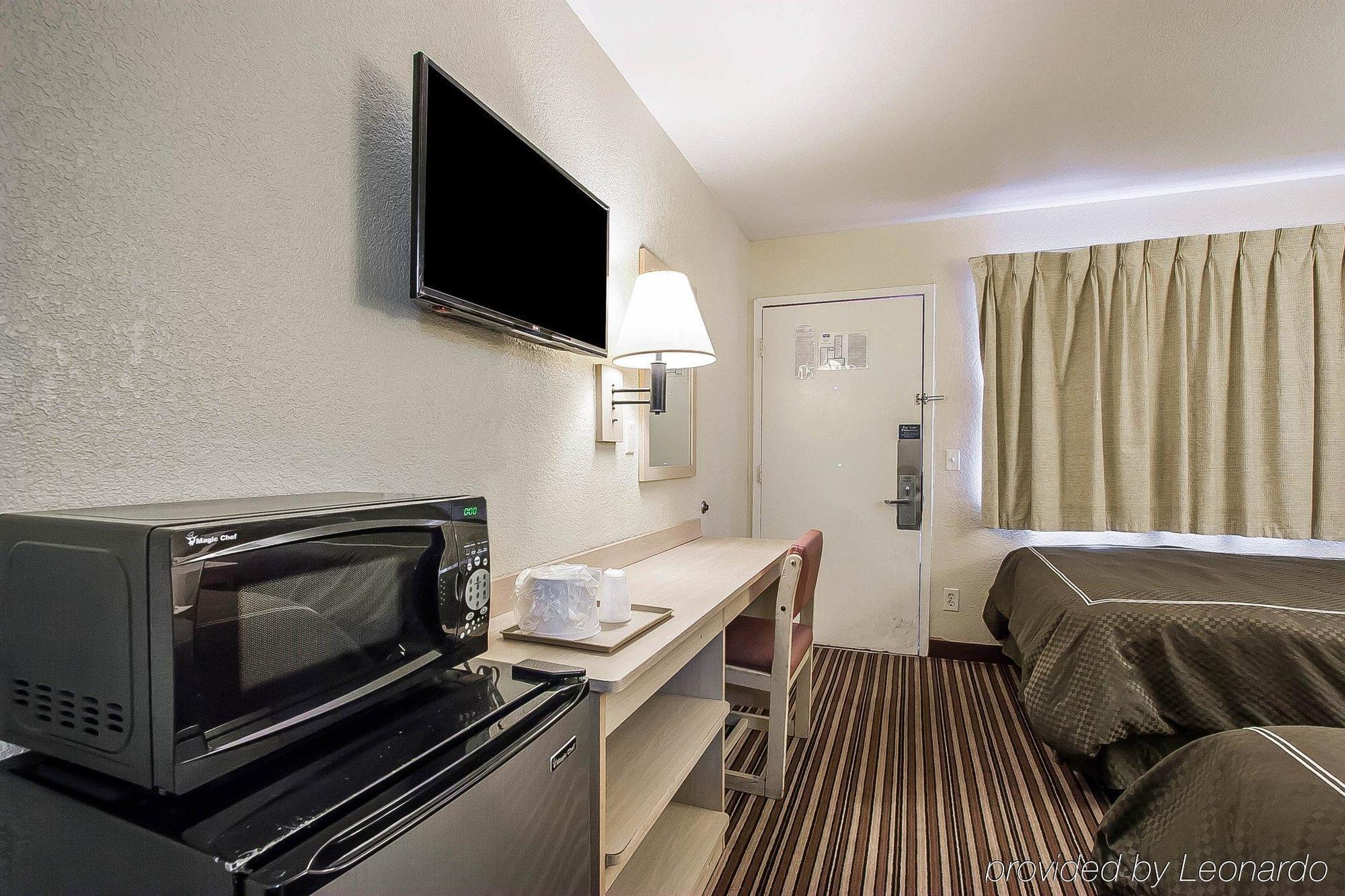 Rodeway Inn Мемфис Екстериор снимка