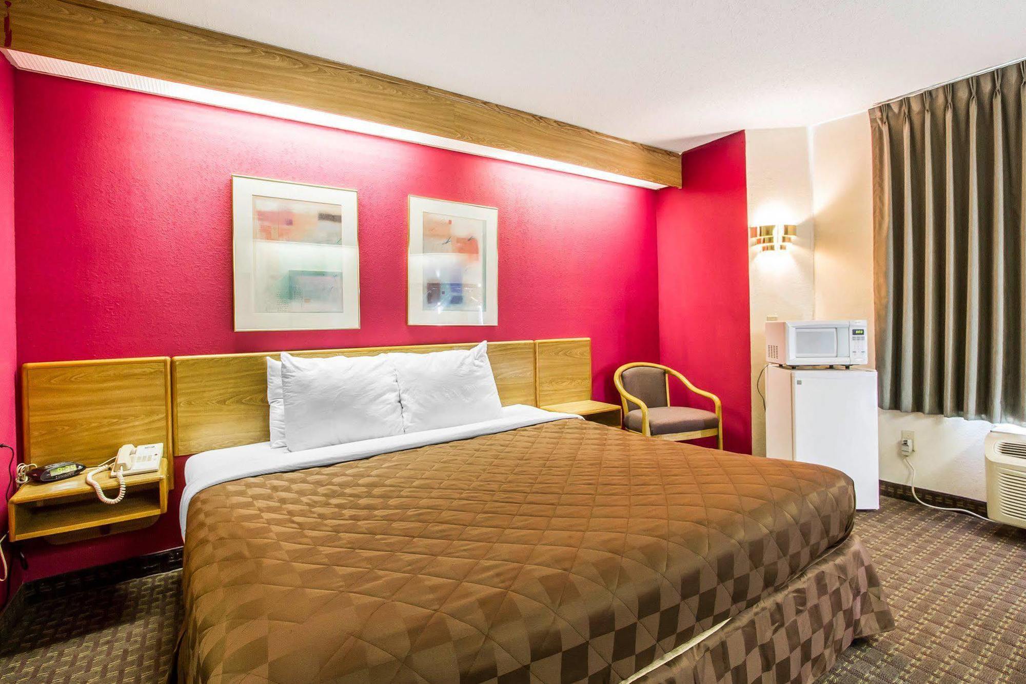 Rodeway Inn Мемфис Екстериор снимка