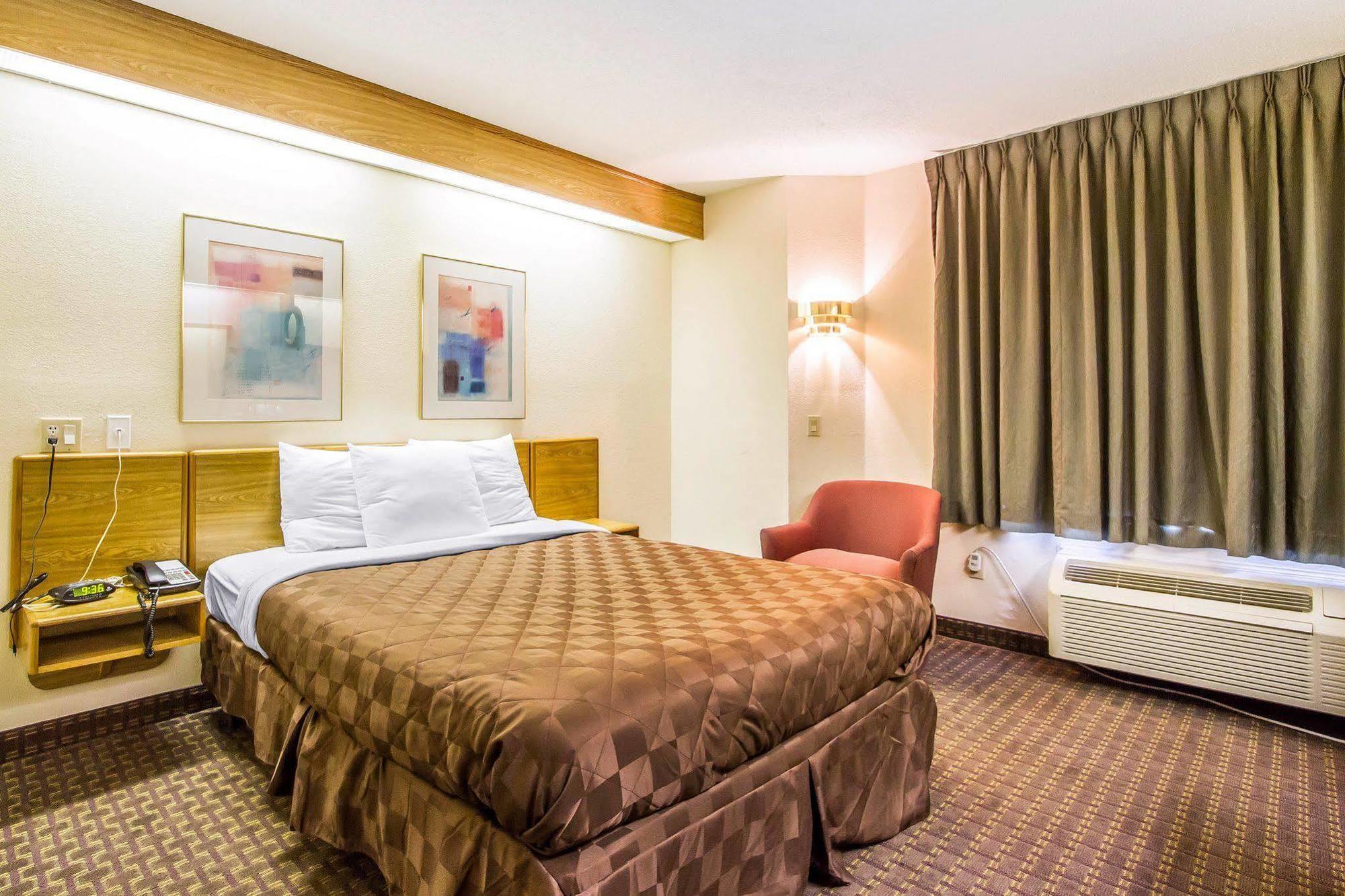 Rodeway Inn Мемфис Екстериор снимка