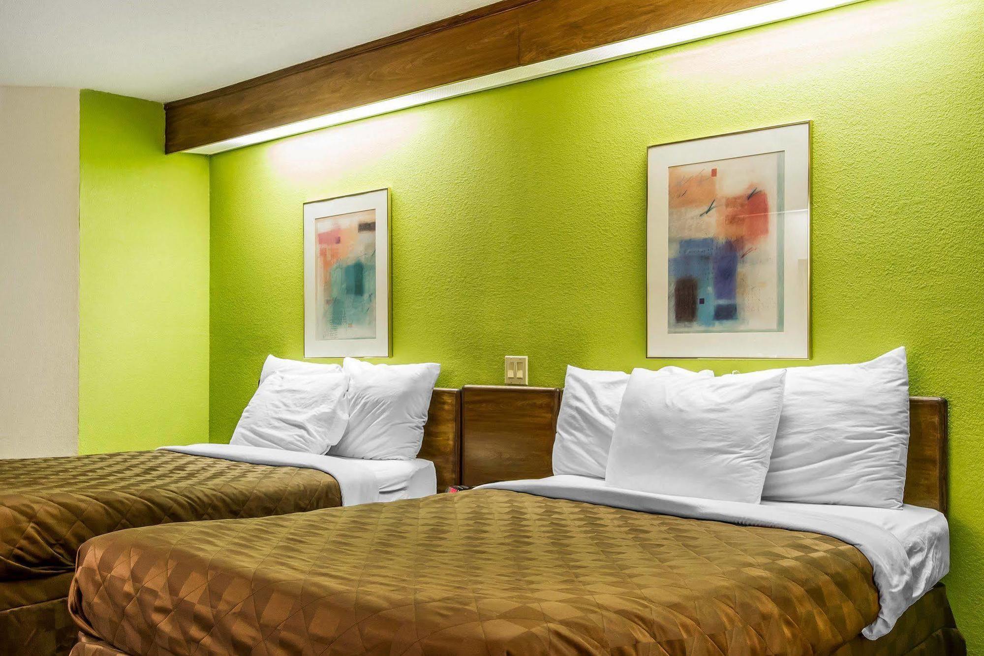 Rodeway Inn Мемфис Екстериор снимка