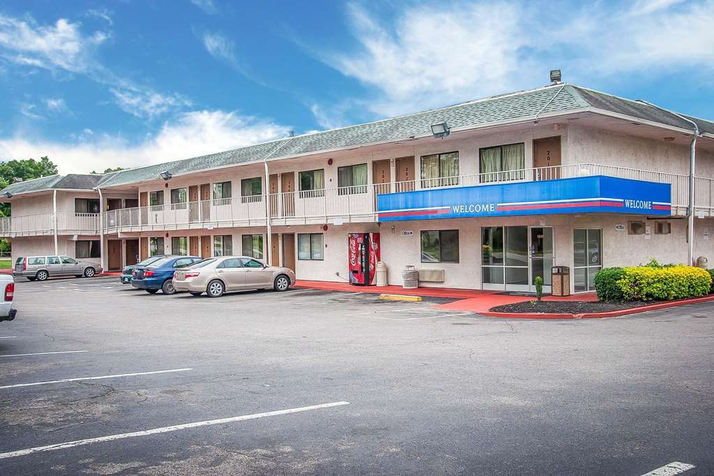 Rodeway Inn Мемфис Екстериор снимка