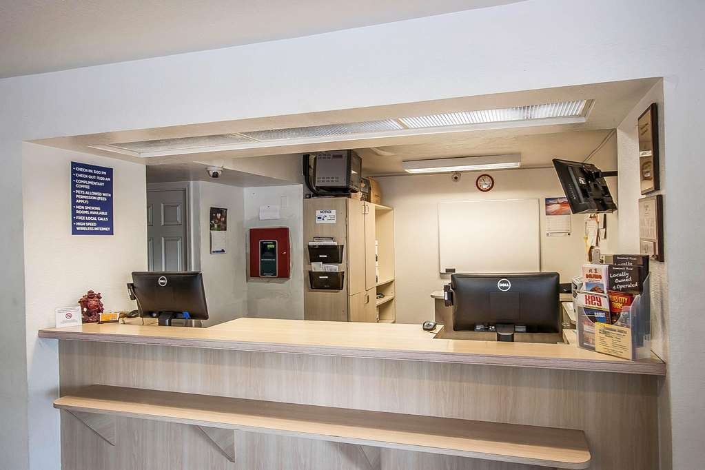 Rodeway Inn Мемфис Интериор снимка